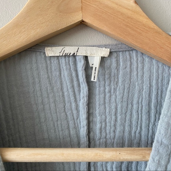 NWOT! Anthropologie Cropped Blue Wrap Top - Picture 5 of 5